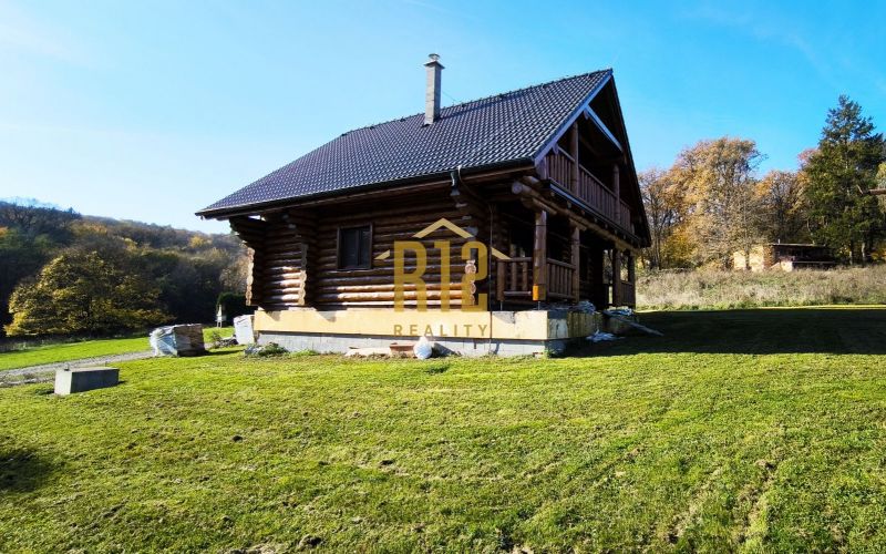 TICHÁ LOKALITA Predaj rodinný dom / zrub, Nitra - Jelenec